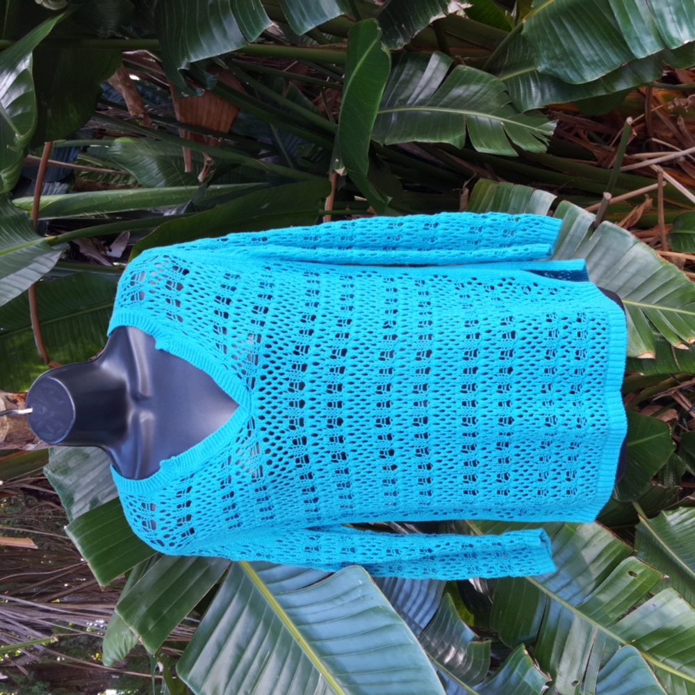 Peck and peck- Crochet top